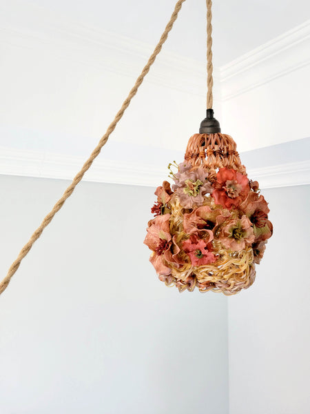 Sanguine | 10"x10"x8"